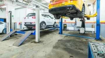 АвтоТехЦентр Устрада Авто на улице Василия Петушкова изображение 1