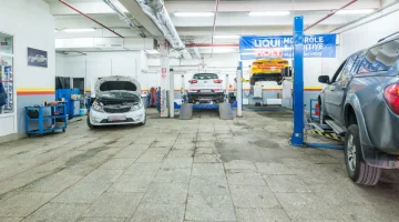 АвтоТехЦентр Устрада Авто на улице Василия Петушкова изображение 15